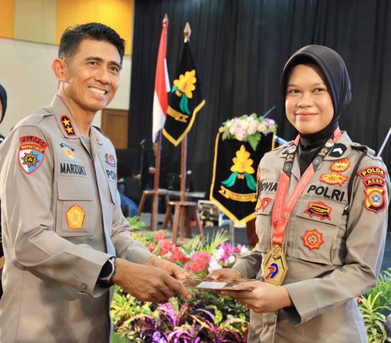 Kapolda Aceh, saat menghadiri syukuran HUT ke-77 Polwan di Hotel Amel Convention Hall, Banda Aceh, Selasa, 30 September 2025. dok. Polda Aceh