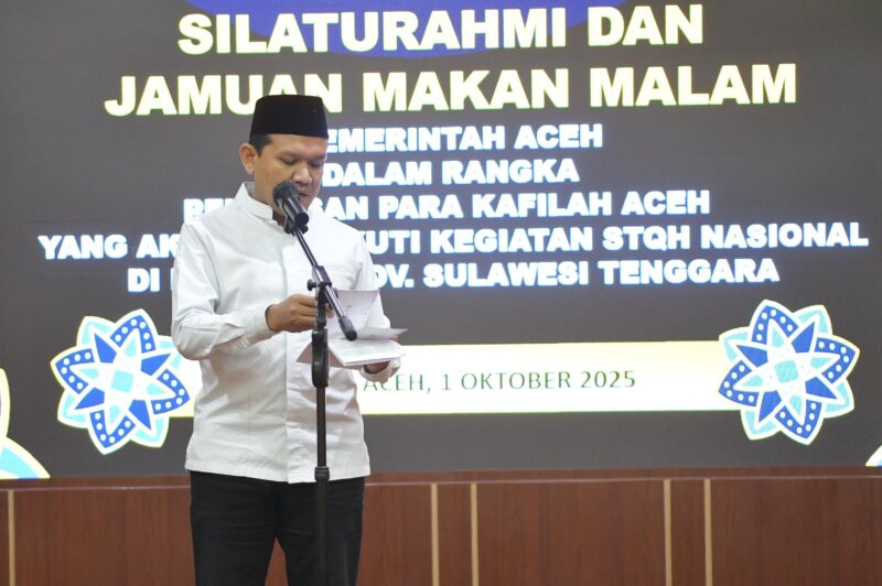 Wakil Gubernur Aceh, Fadhlullah, melepas keberangkatan kafilah Aceh untuk bertanding dalam ajang Seleksi Tilawatil Quran dan Hadis (STQH) tingkat Nasional ke-28 yang digelar di Kendari, Provinsi Sulawesi Tenggara pada 9 sampai 19 Oktober 2025. dok. Ist