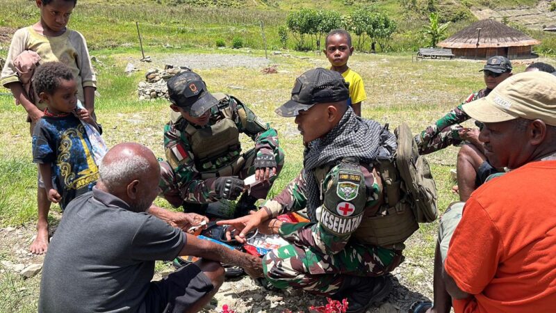 Menyambut HUT TNI yang ke 80 tahun, Satgas Yonif 112/DJ kembali melakukan aksi nyata dengan melaksanakan bakti sosial. dok Pendam IM