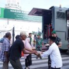 Jumat Berkah, Kodam Iskandar Muda bagikan 401 paket makanan gratis untuk warga. dok. Pendam IM