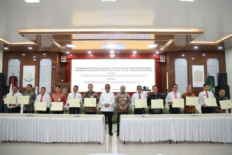 Tingkatkan Perlindungan Nasabah, Bank Aceh Syariah Teken MoU dengan Kejati Aceh. Foto: Dok. Humas Bank Aceh