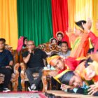 Wakil Wali Kota Banda Aceh, Afdhal Khalilullah, meninjau langsung program Seniman Masuk Sekolah (SMS) di SMP Negeri 2 Banda Aceh, Sabtu (18/10/2025). dok. Prokopim Kota Banda Aceh