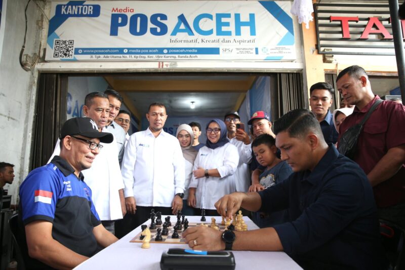 Wakil Wali Kota Banda Aceh, Afdhal Khalilullah membuka secara resmi Olimpiade Catur dalam rangka memeriahkan HUT ke-13 Media Pos Aceh. dok. Prokopim Kota Banda Aceh