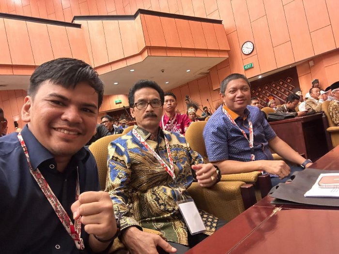 Tim pemekaran Aceh Raya saat menghadiri pertemuan dengan Kemendagri di Jakarta beberapa waktu lalu. FOTO: DOK TIM PEMEKARAN ACEH RAYA