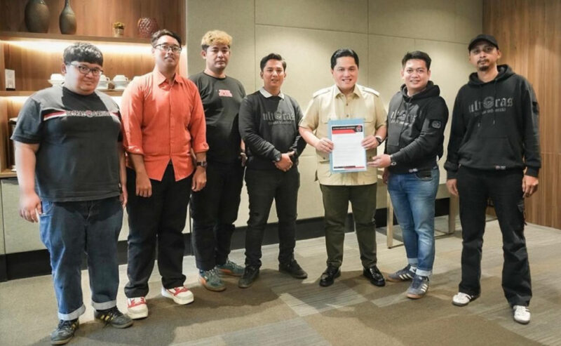 Ketua Umum PSSI, Erick Thohir, bertemu dengan perwakilan Ultras Garuda Indonesia pada Sabtu (25/10/2025) di Jakarta. dok. PSSI