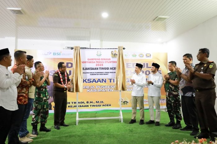 Bupati Aceh Barat Tarmizi SP, MM dan Wakil Bupati Said Fadheil SH menghadiri kegiatan Launching Adhyaksa Peduli Stunting Aceh 2025 yang digelar oleh Kejaksaan Tinggi (Kejati) Aceh di Rinas Kesehatan (Dinkes) Aceh Barat pada Jumat (24/10/2025). dok. Pemkab Aceh Barat