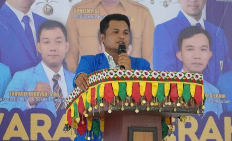 Eriton Ketua KNPI Kabupaten Simeulue Dok. (Foto: AgusMuliadi/Acehnow)