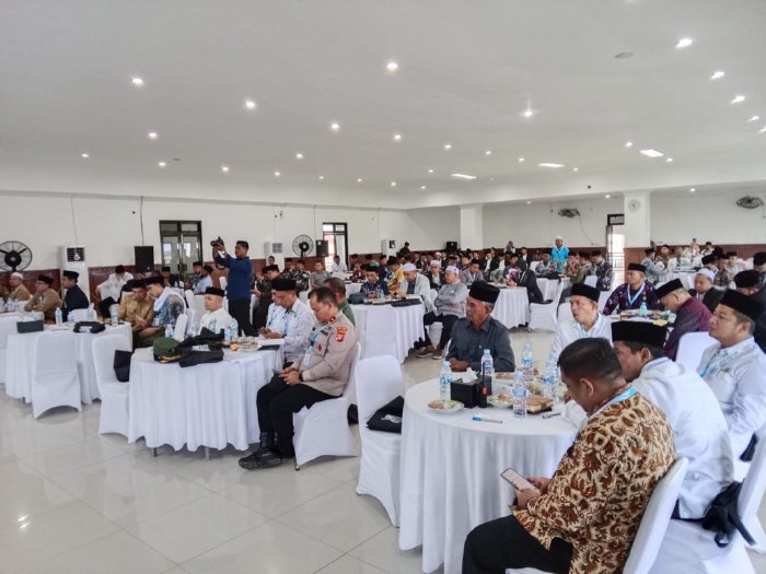 Suasana Seminar Al-Qur'an : Membangun Aceh Bermartsbat, Internalisasi Nilai-Nilai Al-Qur'an Di Era Transportasi Digital, Aula Kantor Bupati Pidie Jaya, Rabu (4/11/2025). FOTO. MC ACEH BESAR.