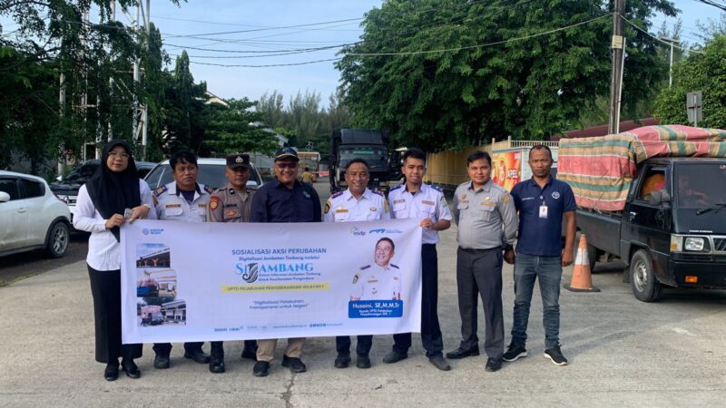 Husaini dalam kegiatan sosialisasi penerapan SiJambang di Pelabuhan Ulee Lheue, Rabu (12/11/2025). dok. Ist