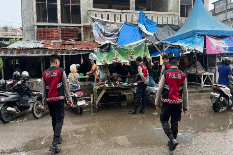 Polres Lhokseumawe menggelar Patroli Kota Presisi di sejumlah pusat perekonomian, Senin (24/11/2025). Dok. Polres Lhokseumawe