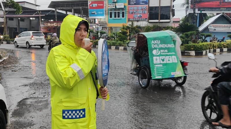 Kegiatan penyuluhan keliling dalam rangka Ops Zebra Seulawah 2025. Dok. Polres Lhokseumawe