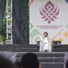 Ceramah agama yang disampaikan oleh Ustaz Derry Sulaiman, seorang dai yang juga dikenal sebagai seniman dan pelukis. Dok. Pemko Banda Aceh