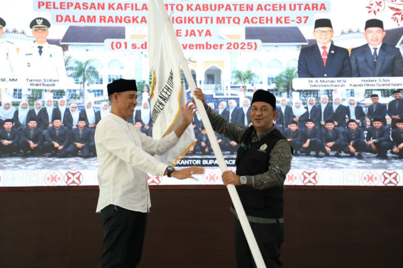 Wakil Bupati Aceh Utara Tarmizi Panyang, S.I.Kom, melepas keberangkatan kafilah untuk mengikuti even Musabaqah Tilawatil Qur’an (MTQ) Provinsi Aceh XXXV yang berlangsung di Kabupaten Pidie Jaya. dok. Pemkab Aceh Utara