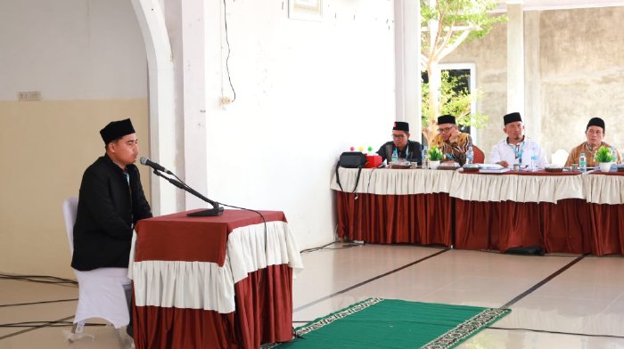 Rajiburrahman pada kategori putra, tampil mengesankan di hadapan dewan hakim dan para penonton. dok. Pemkab Aceh Barat