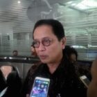 Kepala Eksekutif Pengawas Perbankan OJK, Dian Ediana Rae, menyampaikan perkembangan industri perbankan syariah yang mencetak rekor aset tertinggi sepanjang sejarah, Jumat (11/12/2025). Foto: Dok. Istimewa