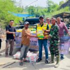BPJN Wilayah II Aceh menyerahkan bantuan kemanusiaan kepada masyarakat yang menjadi korban bencana di Aceh. Foto: Dok. BPJN Aceh