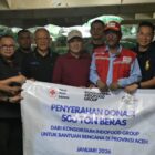 Wakil Gubernur Aceh Fadhlullah menerima bantuan kemanusiaan dari Pengurus Pusat PMI Nasional Sudirman Said di Pelabuhan Krueng Geukuh, Aceh Utara, Jumat (9/1/2026). Foto: Dok. Biro Adpim Setda Aceh