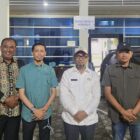 Sekdako Banda Aceh Jalaluddin bersama jajaran di Mal Pelayanan Publik Banda Aceh, Jumat (9/1/2026). Foto: Dok. Istimewa