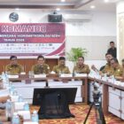Sekda Aceh M. Nasir menerima audiensi Aliansi Mahasiswa se-Aceh di Posko Tanggap Darurat Bencana Hidrometeorologi Aceh, Selasa (13/1/2026). Foto: Dok. Biro Adpim Setda Aceh