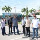 Anggota Komisi III DPRK Banda Aceh bersama Dinas Perhubungan meninjau langsung titik rawan kemacetan akibat parkir kendaraan di sejumlah ruas jalan Kota Banda Aceh, Senin (19/1/2026). Foto: Dok. Istimewa