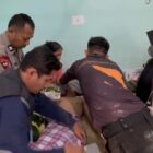 Taruna Akpol peserta Latsitardanus XLVI mengevakuasi Haikal, korban hanyut di Sungai Kuala Simpang, Aceh Tamiang, Jumat (30/01/2026). Foto: Dok. Istimewa 