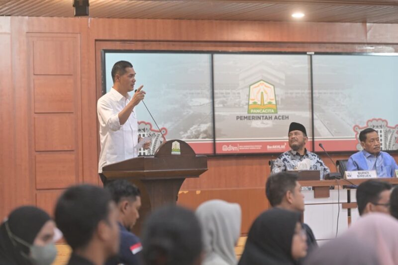 Sekretaris Daerah Aceh, M. Nasir melaunching Dashboard Peta aksi dan Partisipasi masyarakat untuk penanggulangan bencana Aceh di Gedung Serbaguna Setda Aceh, Banda Aceh, Jumat (27/2/2026). Foto: Dok. Istimewa