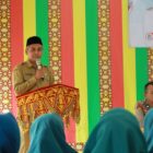 Asisten Perekonomian dan Pembangunan Setdakab Aceh Barat, Wistha Nowar, membuka Musrenbang RKPD Tahun 2027 tingkat Kecamatan Panton Reu dan Sungai Mas di aula kecamatan, Selasa (3/2/2026). Foto: Dok. Istimewa