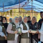 Ketua Dharma Wanita Persatuan (DWP) Aceh, Ny. Malahayati M. Nasir, bersama jajaran pengurus DWP Aceh menyalurkan bantuan pemulihan pascabencana banjir kepada masyarakat, di Desa Bunin, Kecamatan Serba Jadi, Kabupaten Aceh Timur, Sabtu (31/1/2026). Foto: Dok. Biro Adpim Setda Aceh