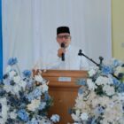 Asisten Administrasi Umum Setdakab Aceh Besar Abdullah, S.Sos menyampaikan sambutan saat membuka Musrenbang Kecamatan Montasik di UDKP Kantor Camat Montasik, Gampong Lamnga, Rabu (6/2/2026). Foto: Dok. MC Aceh Besar