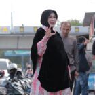 Wali Kota Banda Aceh, Illiza Sa’aduddin Djamal, menindaklanjuti keluhan warga terkait durasi lampu lalu lintas di Simpang Oman dengan menginstruksikan koordinasi cepat bersama BPTD Aceh, Jumat (20/2/2026). Foto: Dok. Prokopim Kota Banda Aceh