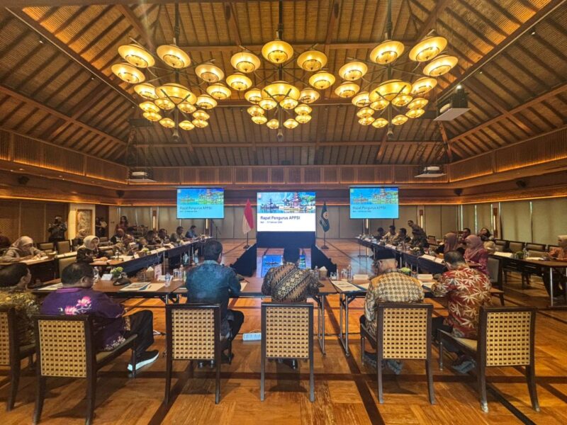 Suasana Rapat Pengurus APPSI yang dihadiri Sekda Aceh bersama para perwakilan pemerintah provinsi se-Indonesia di Bali, Jumat (13/2/2026). Foto: Dok. Istimewa 