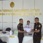 Tim JPU Kejari Aceh Besar serahkan berkas perkara dugaan korupsi SPPD ke Pengadilan Tipikor Banda Aceh, Senin (9/2/2026). Foto: Dok. Istimewa 