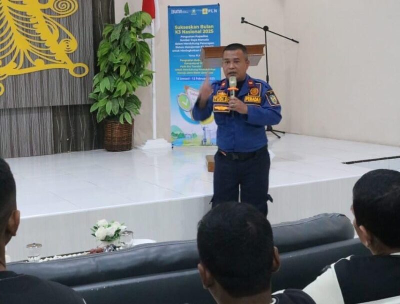 Inspektur Muda Kebakaran DPKP Banda Aceh Yudi. Foto: Dok. Pribadi/Acehnow.com