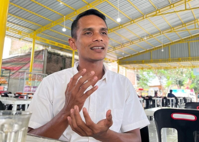 27 Februari 2026 – Suasana musyawarah tokoh masyarakat, ulama, dan perangkat gampong di Kecamatan Indrapuri terkait penetapan Imum Chik Masjid Abu Indrapuri yang memicu polemik setelah dikeluarkannya SK Bupati Aceh Besar. Foto: Dok. Istimewa