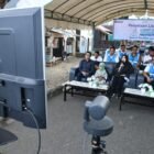 Wali Kota Banda Aceh Illiza Sa’aduddin Djamal menyaksikan simbolisasi pemasangan listrik gratis bagi warga kurang mampu dalam program Light Up The Dream oleh PLN, Rabu (4/3/2026). Foto: Dok. Prokopim Kota Banda Aceh