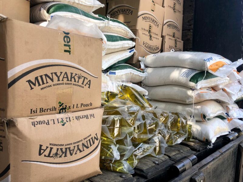 Bantuan Pangan yang diberikan kepada penerima manfaat. Foto: Dok. Istimewa 