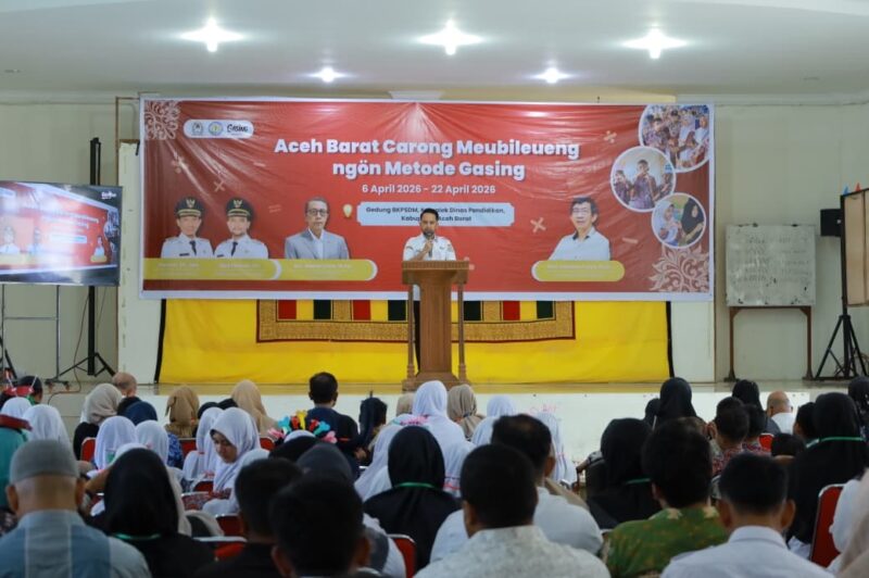 Wakil Bupati Aceh Barat, Said Fadheil, menutup pelatihan metode Gasing di Aula BKPSDM Meulaboh, Rabu (22/4/2026). Foto: Dok. istimewa 