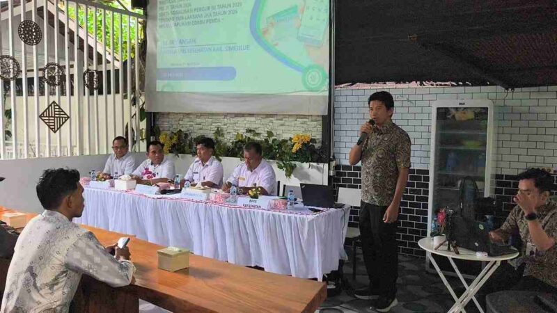 Irdinsyah Kepala BPJS kesehatan Kabupaten Simeulue saat sedang memberikan sambutannya.(Foto: Dok, AgusMuliadi/Acehnow).