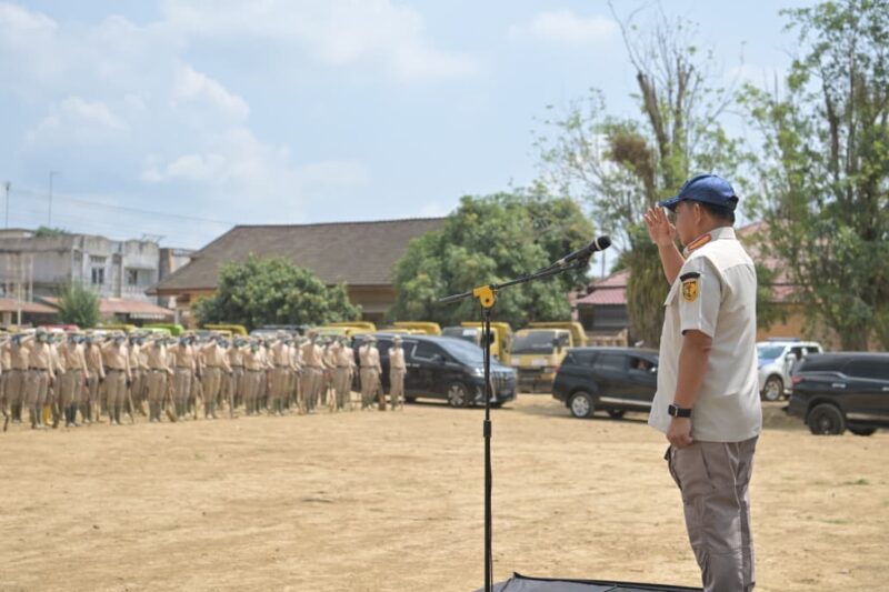 Apel pembukaan Satgas Pemulihan Pascabencana Gelombang III di Aceh Tamiang diikuti ratusan personel untuk percepatan pemulihan fasilitas dan lingkungan masyarakat, Sabtu (4/4/2026). Foto: Dok. Istimewa 