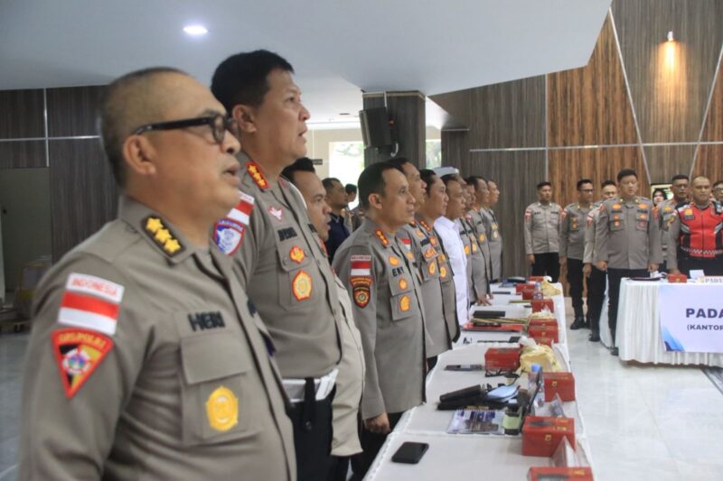 Jajaran Polda Aceh menggelar Tactical Floor Game (TFG) sebagai bagian dari kesiapan pengamanan peringatan May Day 2026 di Banda Aceh, Selasa (28/4/2026). Foto: Dok. Istimewa