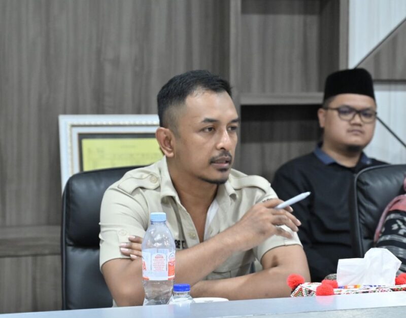 Anggota DPRK Banda Aceh, Teuku Arief Khalifah, memberikan apresiasi atas suksesnya penyelenggaraan Banda Aceh City Expo 2026 yang dinilai mampu mendorong pertumbuhan UMKM dan ekonomi daerah, Senin (27/4/2026). Foto: Dok. Istimewa 