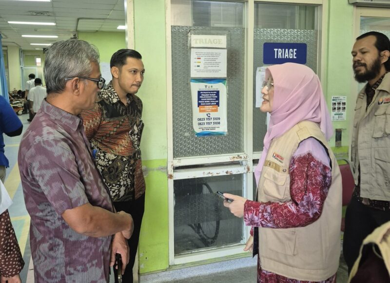 Ombudsman Aceh melakukan inspeksi mendadak terhadap pelayanan di RSUDZA Banda Aceh, Kamis (30/4/2026). Foto: Dok. Istimewa