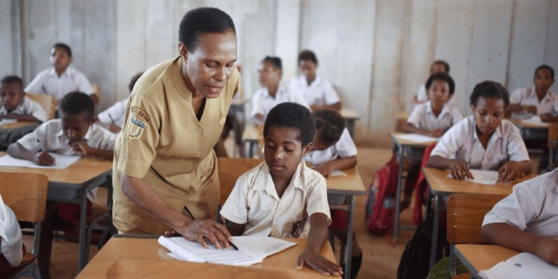 Ket foto : Suasana proses belajar mengajar disalah satu Sekolah Dasar.(Dok:Ist)