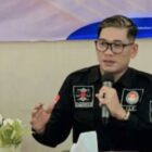 Muhammad Nur, Kepala Perwakilan YARA Aceh Besar, saat memberikan keterangan terkait dugaan kebocoran PAD sektor galian C, Senin (6/4/2026). Foto: Dok. Istimewa