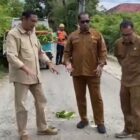 Ramza Harli menyoroti pentingnya kualitas perbaikan infrastruktur jalan oleh Dinas PUPR Banda Aceh, Kamis (09/04/2026). Foto: Dok. DPRK Banda Aceh 