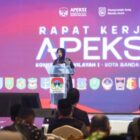 Wali Kota Banda Aceh Illiza memberikan tanggapan terkait penguatan fiskal daerah dalam forum APEKSI Komwil I di Banda Aceh, Selasa (21/4/2026). Foto: Dok. Diskominfo Kota Banda Aceh