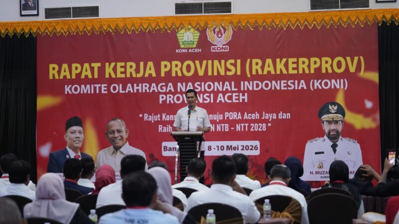 Sekretaris Daerah Aceh, M Nasir Syamaun, saat membuka secara resmi Rapat Kerja Provinsi (Rakerprov) KONI Aceh Tahun 2026 di Banda Aceh, Jumat (8/5/2026). Foto: Dok. Istimewa 