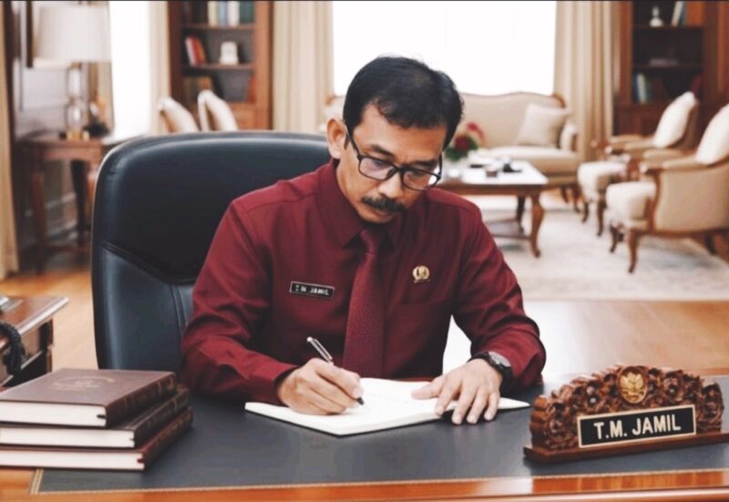 Tokoh masyarakat dan akademisi USK Aceh, Prof. Dr. TM. Jamil, Drs., M.Si. Foto: Dok. Istimewa 
