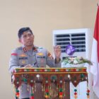 Kapolda Aceh Irjen Pol. Marzuki Ali Basyah menyampaikan arahan kepada jajaran Polres Aceh Tenggara saat kunjungan kerja di Mapolres Aceh Tenggara, Kamis (14/5/2026). Foto: Dok. Istimewa 