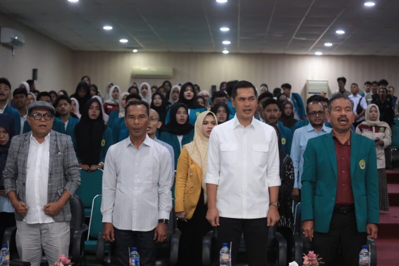 Sekda Aceh, M. Nasir, S.IP, MPA menghadiri pelantikan MPM-DPM & PEMA Universitas Al Muslim Tahun 2026-2027 di Bireuen, Rabu (20/5/2026). Foto: Dok. Istimewa 